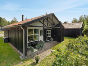 Holiday Home Trine - 150m from the sea by Interhome, Bogø By